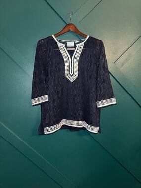 Alfred Dunner Navy Tunic with White Crochet Trim